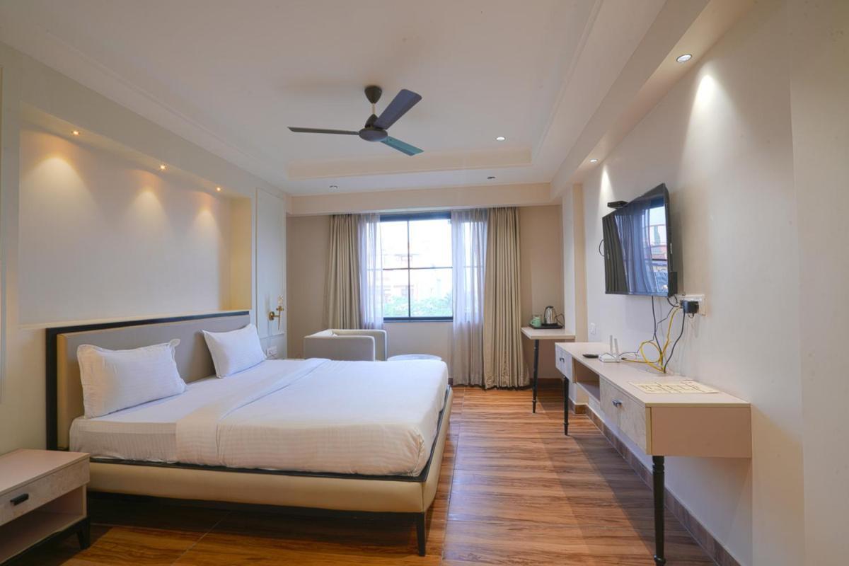 קוטה Hotel Square 36 מראה חיצוני תמונה