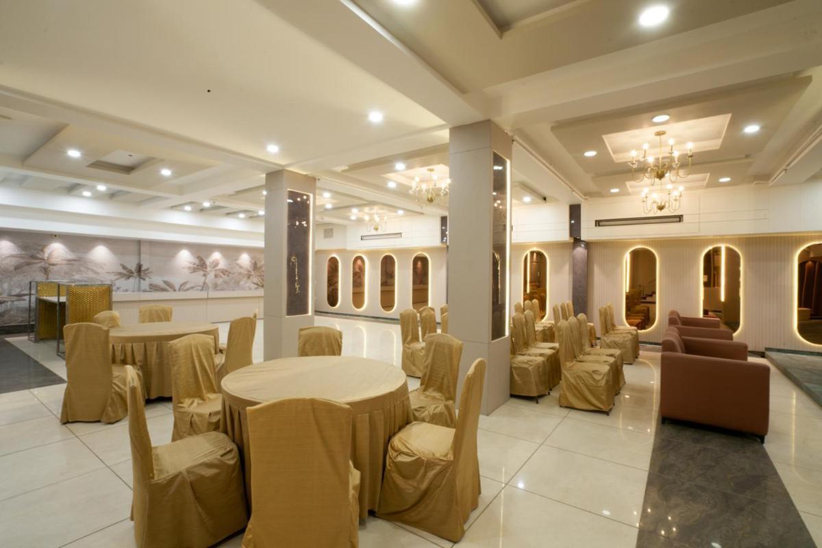 קוטה Hotel Square 36 מראה חיצוני תמונה