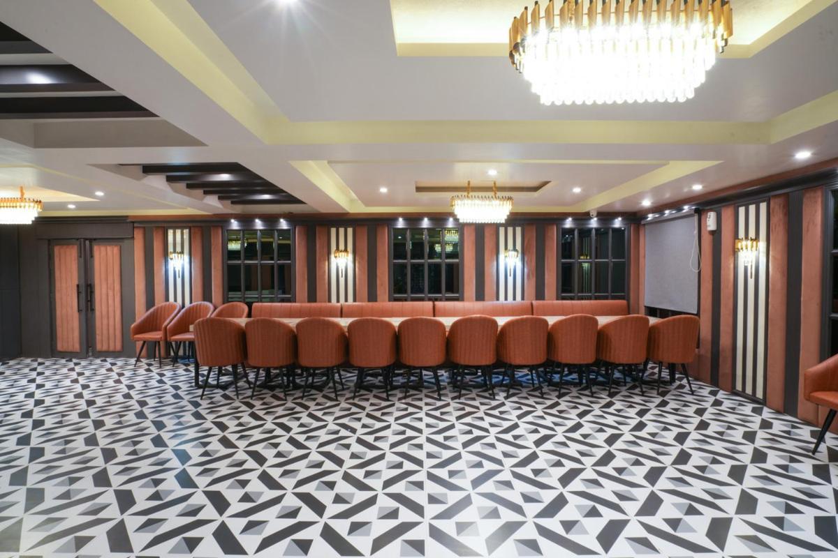 קוטה Hotel Square 36 מראה חיצוני תמונה
