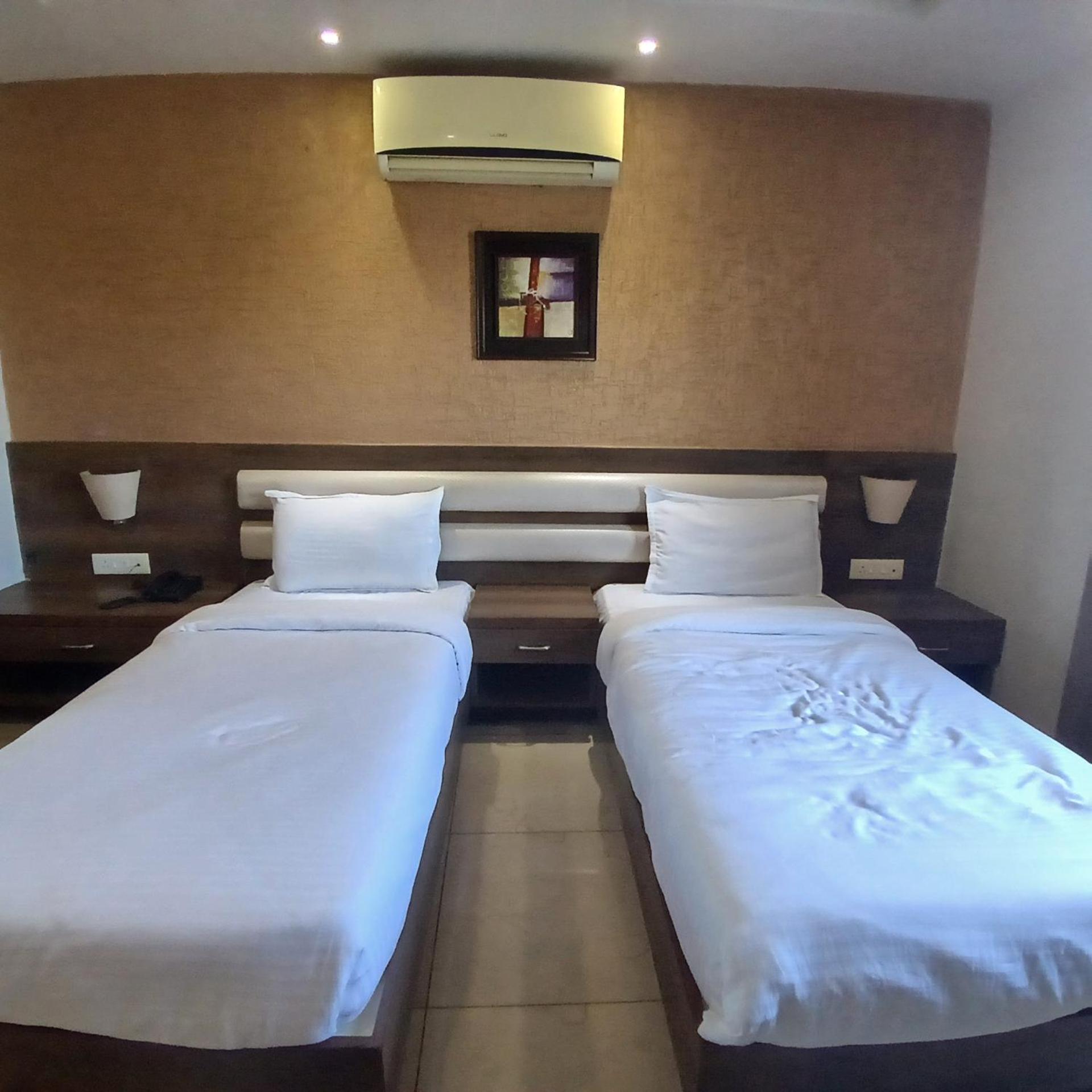 קוטה Hotel Square 36 מראה חיצוני תמונה
